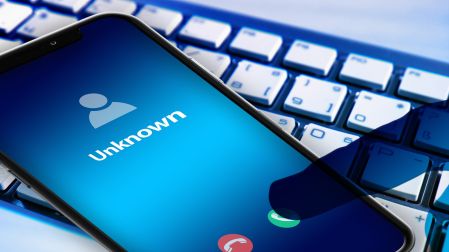 Estafadores ya tienen todos tus datos: cómo saber si una llamada del banco es real o fraude