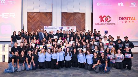 Hack4Her impulsa innovación estudiantil y transformación digital